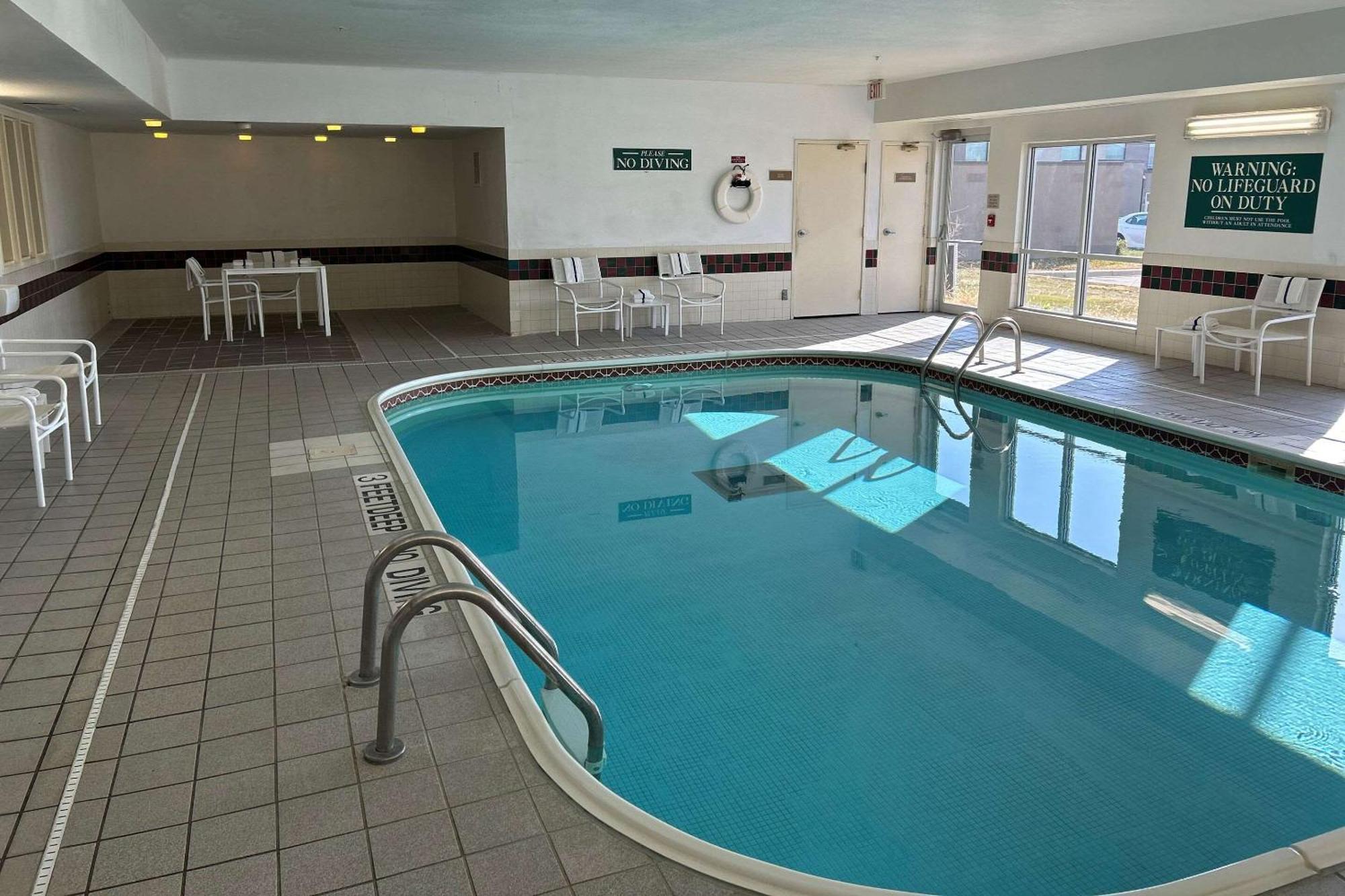 Country Inn & Suites By Radisson, Owatonna, Mn Luaran gambar